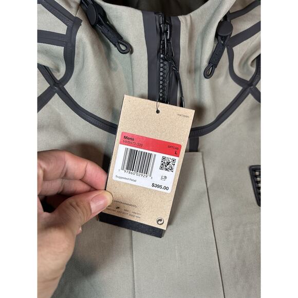 Nike Tech Men's Storm-FIT Hooded Full Zip Rain Jacket Size Large HM9473-320 - Picture 7 of 15